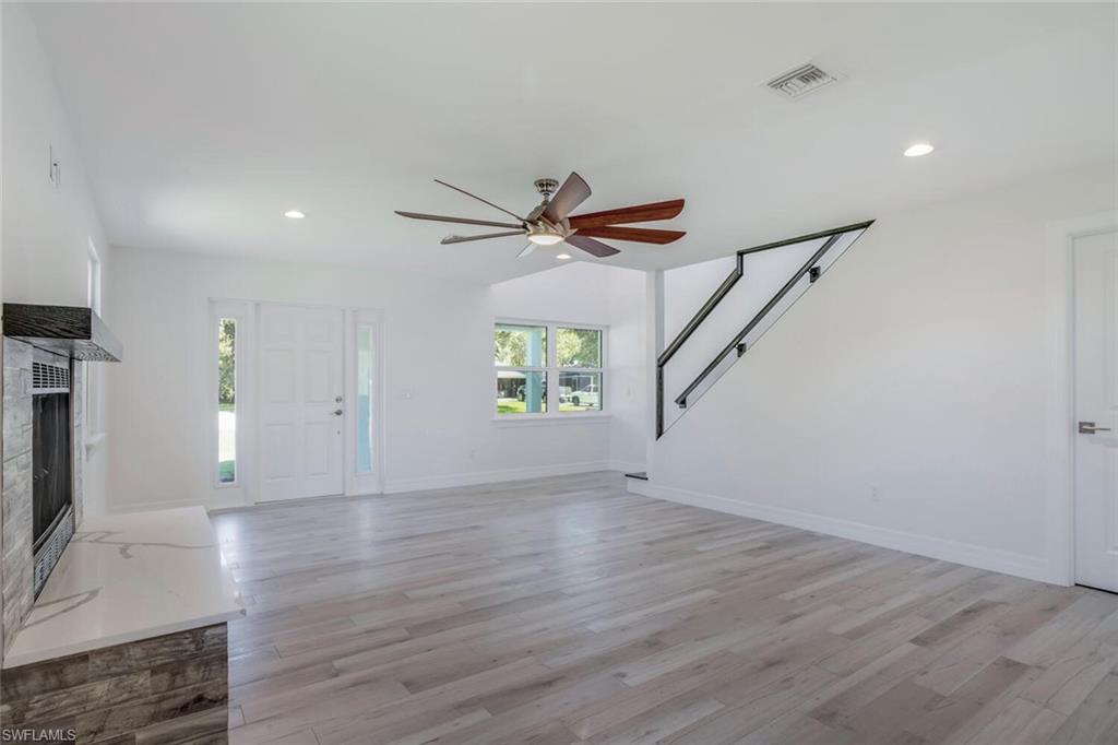 FORT MYERS SHORES - Residential