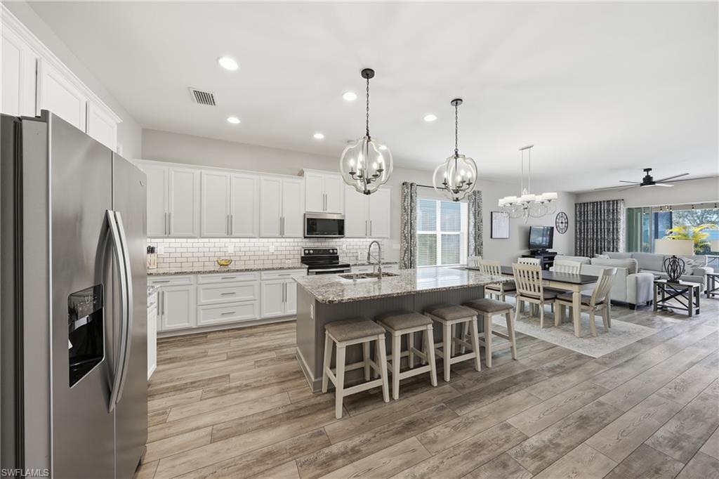 COMPASS LANDING - Residential