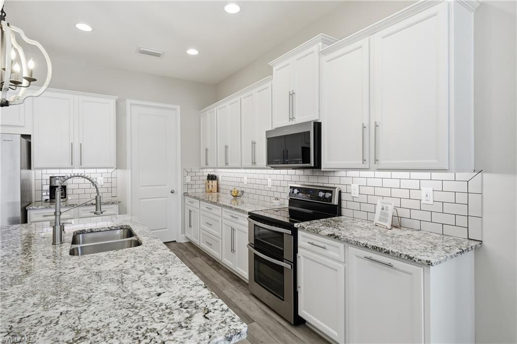 COMPASS LANDING - Residential