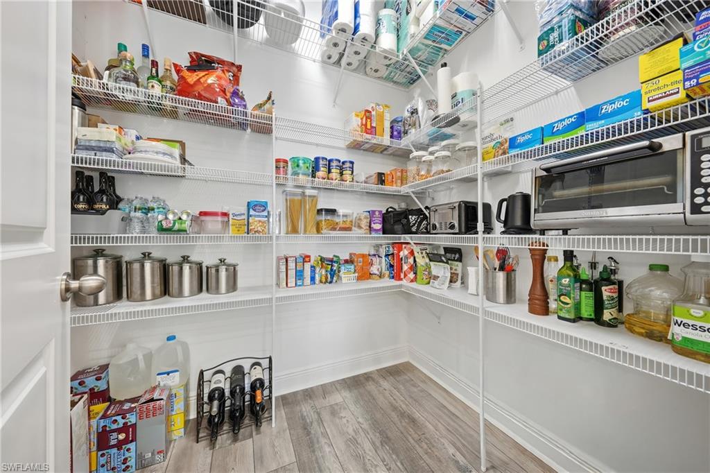 COMPASS LANDING - Residential