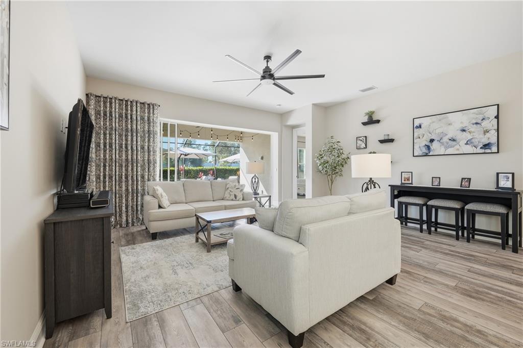 COMPASS LANDING - Residential