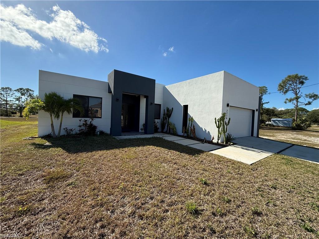 CAPE CORAL - Residential Lease