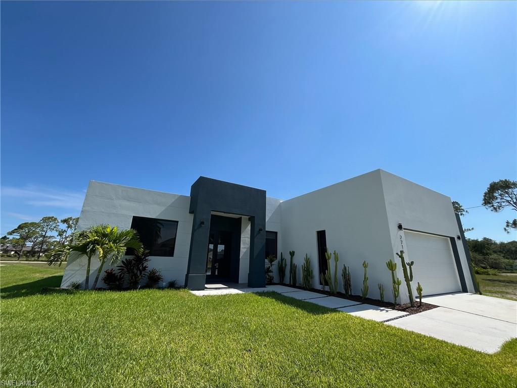 CAPE CORAL - Residential Lease