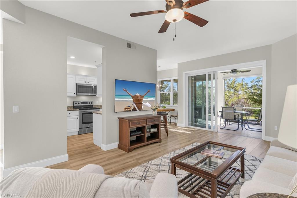 HAWK'S NEST - Residential