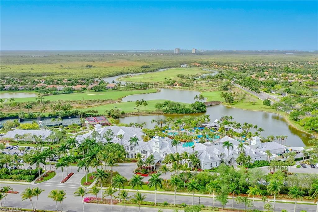 HAWK'S NEST - Residential