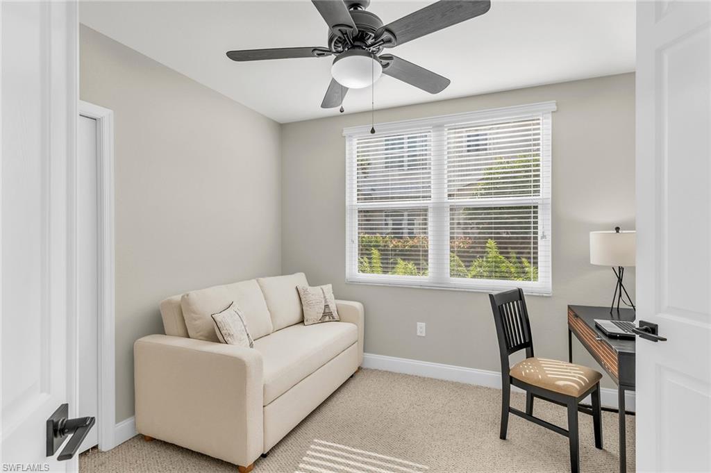 HAWK'S NEST - Residential