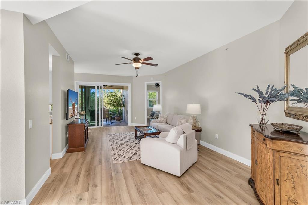 HAWK'S NEST - Residential