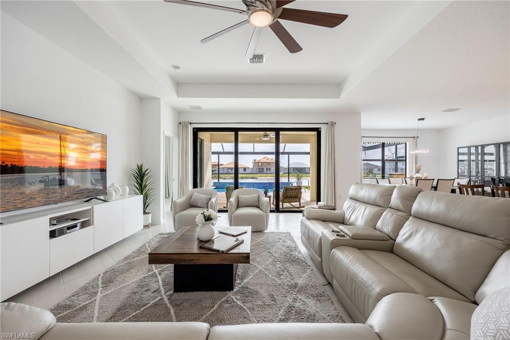 PORTICO - Residential