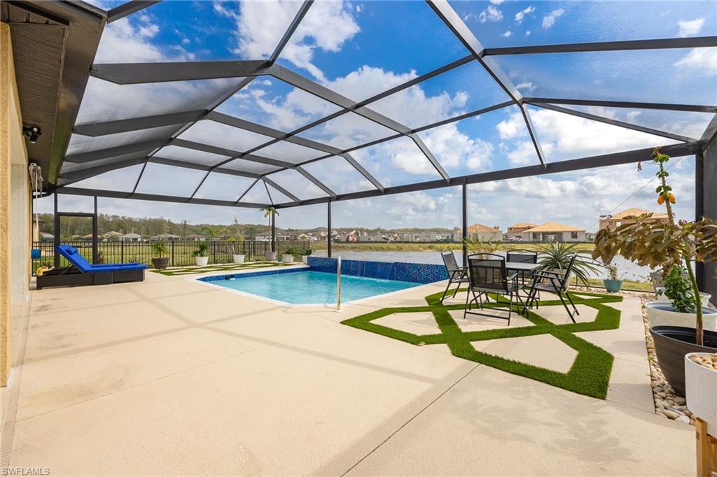 PORTICO - Residential