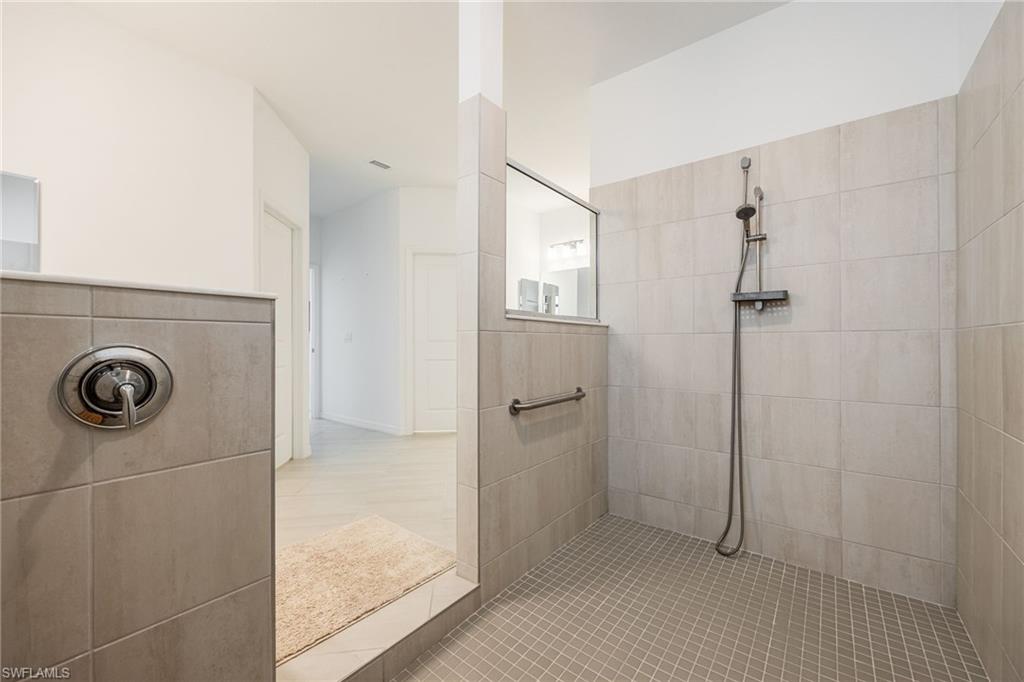 PORTICO - Residential