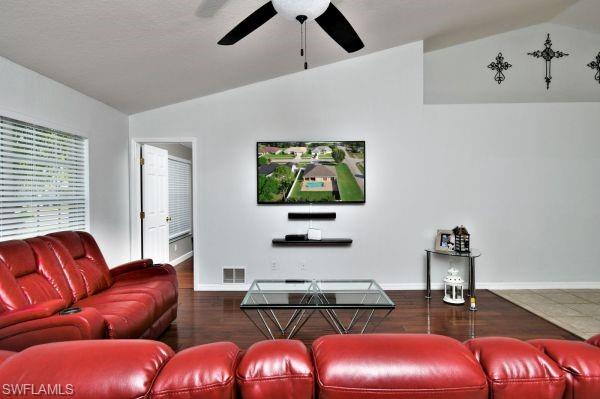 OAKWOOD - Residential