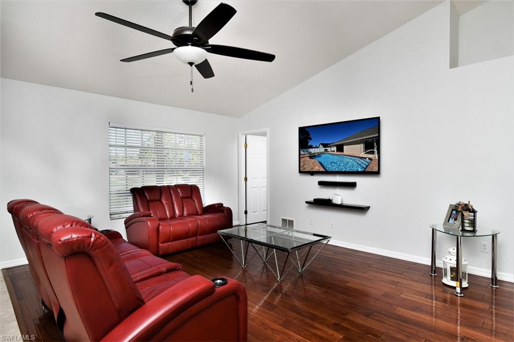 OAKWOOD - Residential