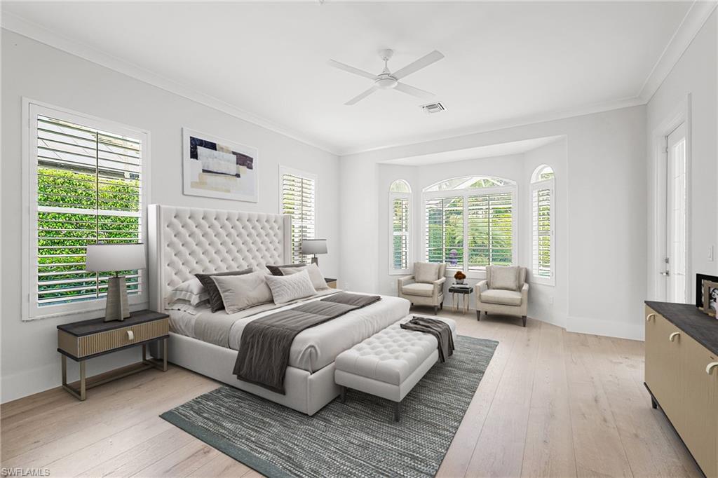 MOORINGS - Residential