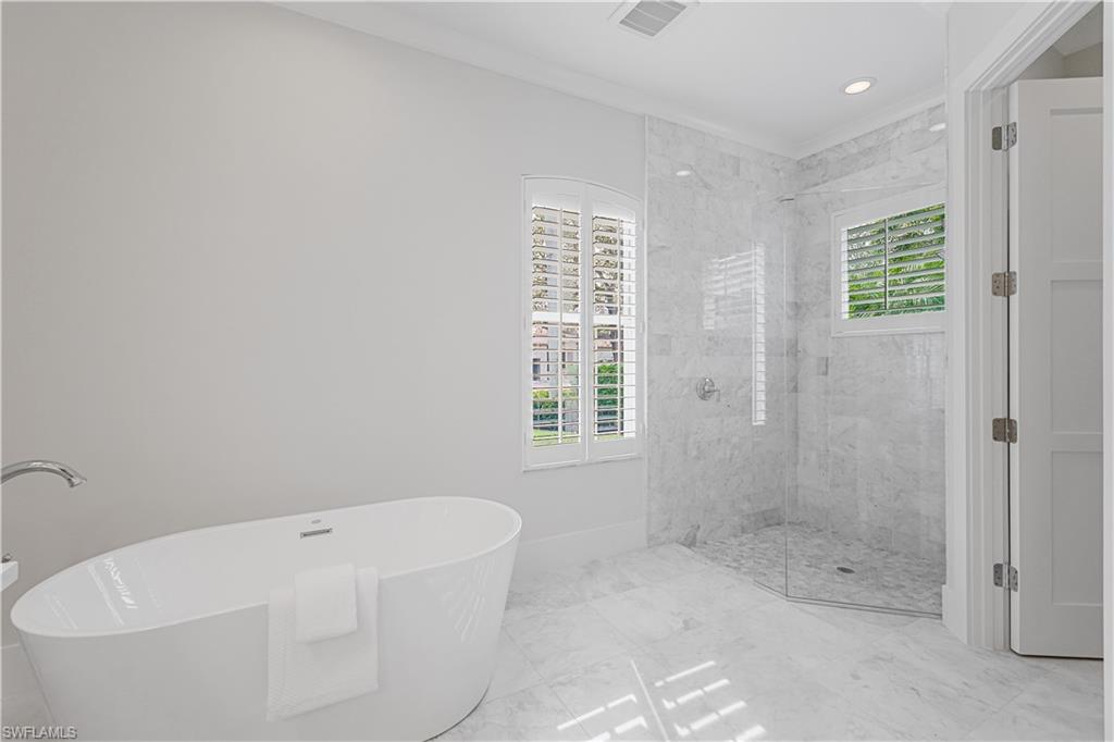 MOORINGS - Residential