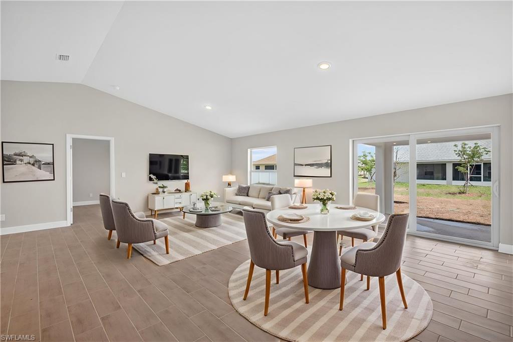 CAPE CORAL - Residential