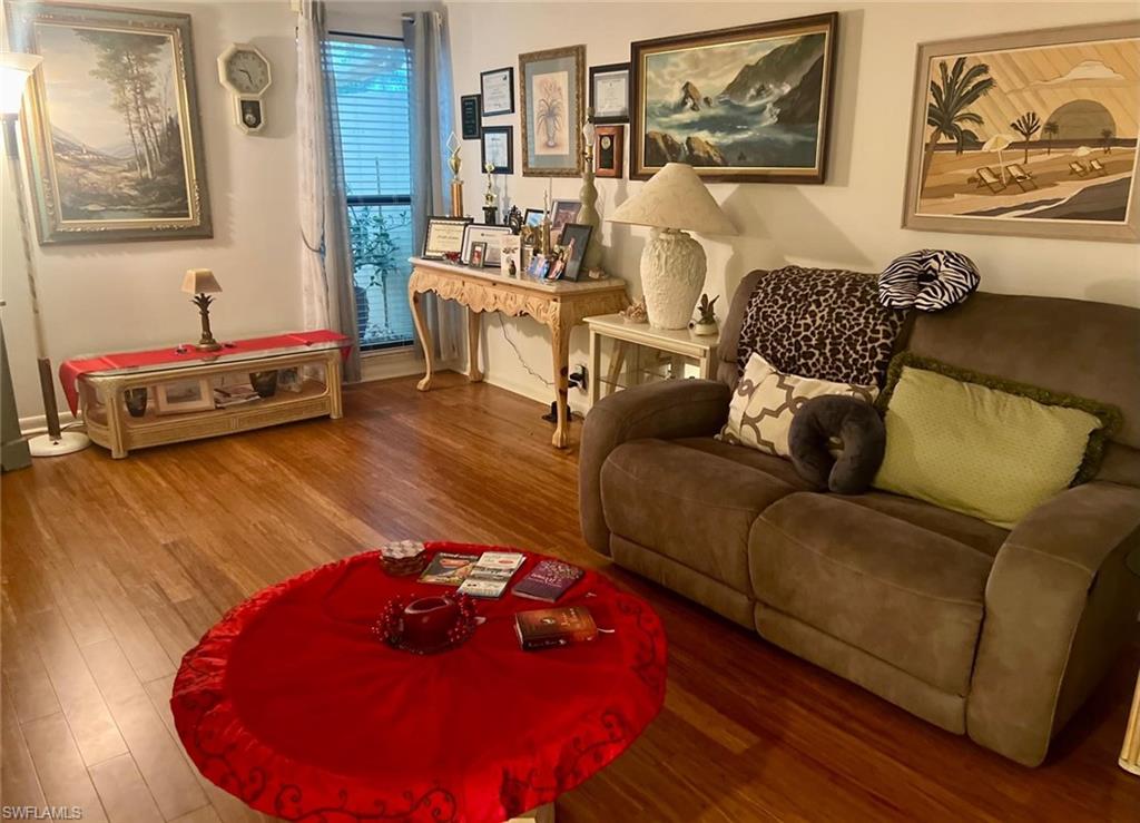 LAKEWOOD VILLAGE - Residential Lease