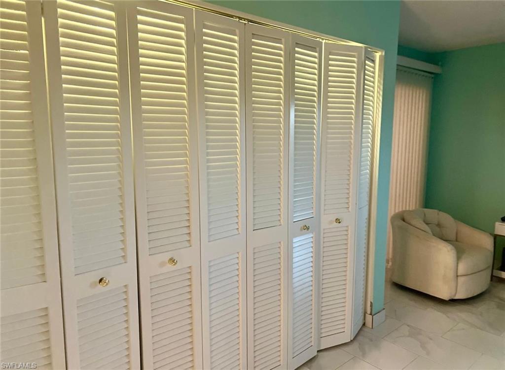 LAKEWOOD VILLAGE - Residential Lease