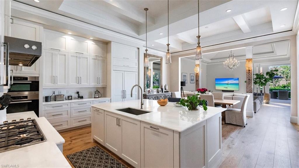 AQUALANE SHORES - Residential