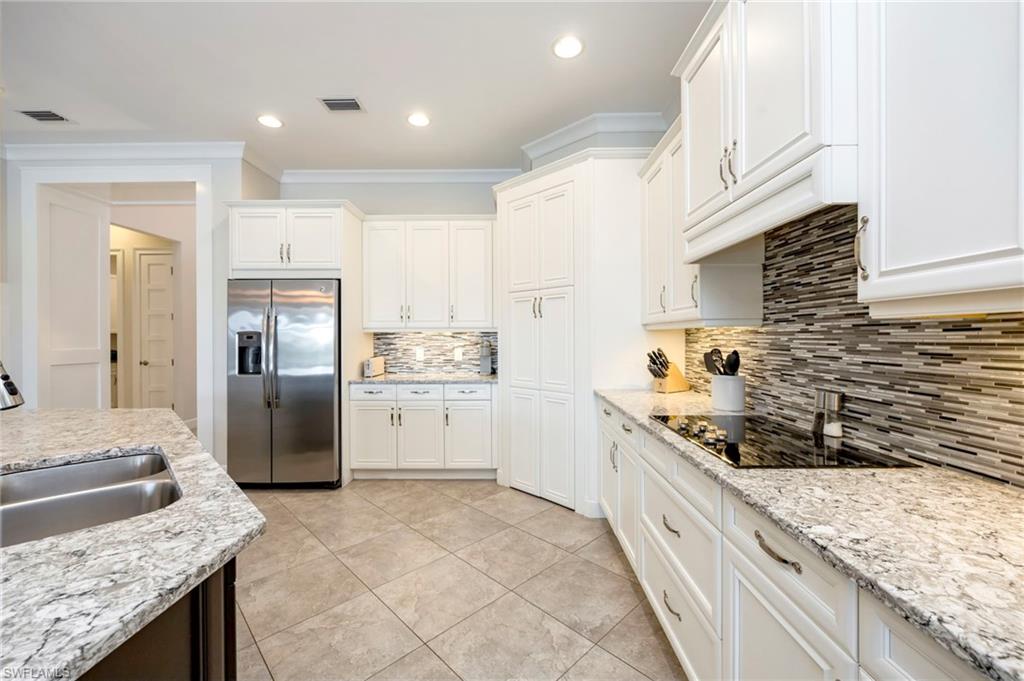 ISLES OF COLLIER PRESERVE - Residential