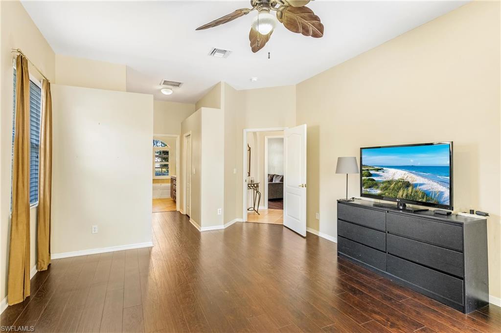 LAUREL LAKES - Residential