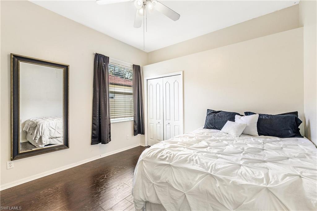 LAUREL LAKES - Residential