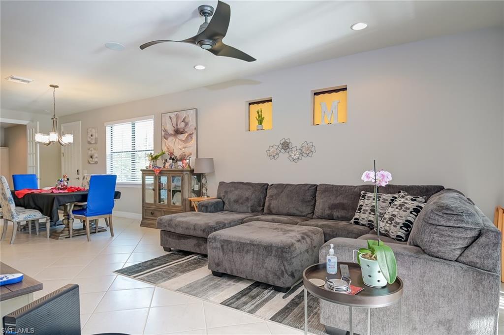 BELLERA WALK - Residential