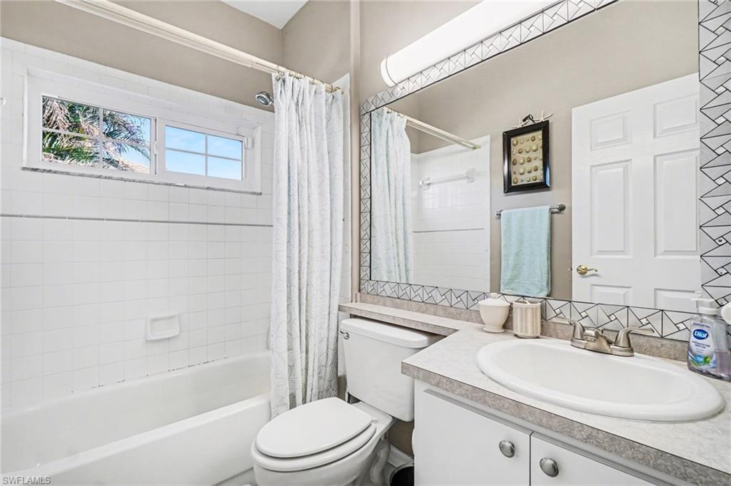 MIRROR LAKE ESTATES - Residential