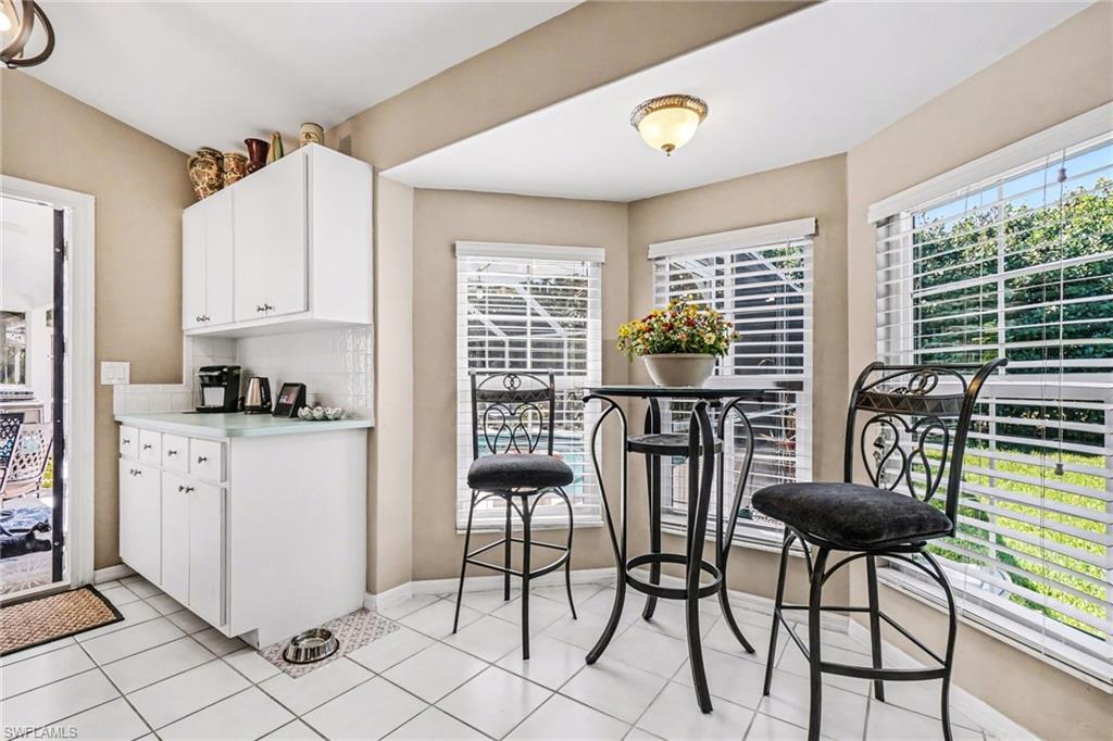 MIRROR LAKE ESTATES - Residential