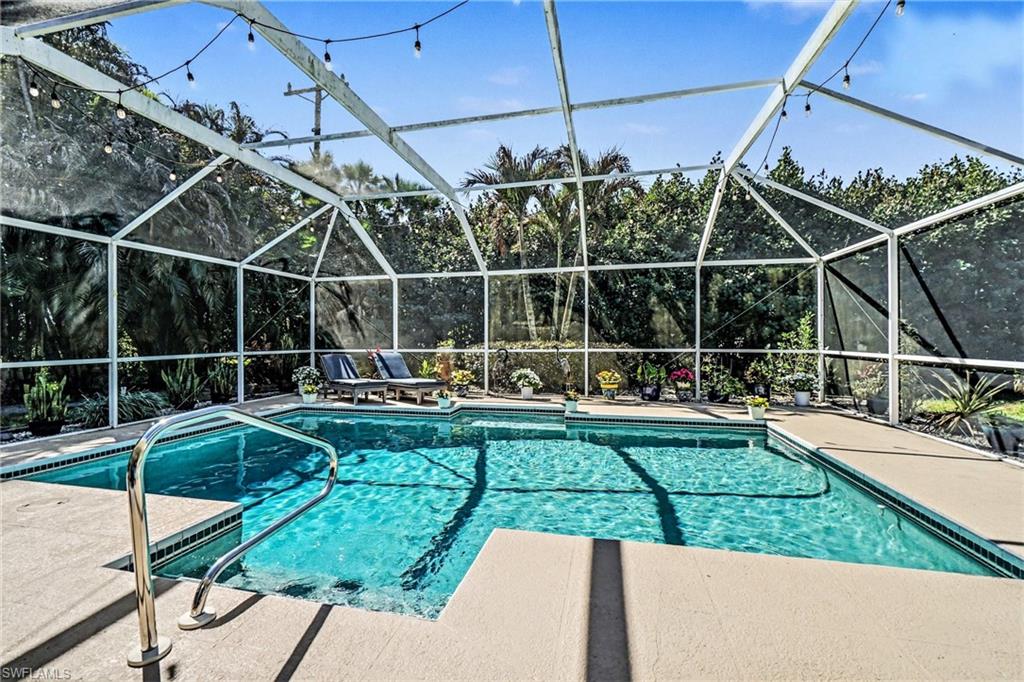 MIRROR LAKE ESTATES - Residential