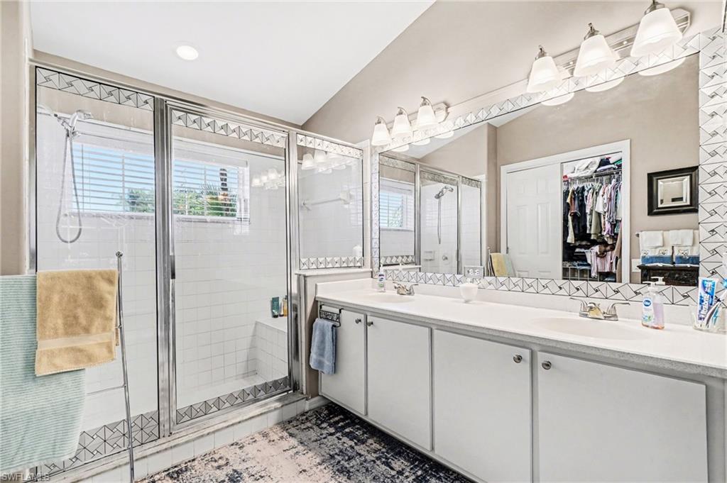 MIRROR LAKE ESTATES - Residential