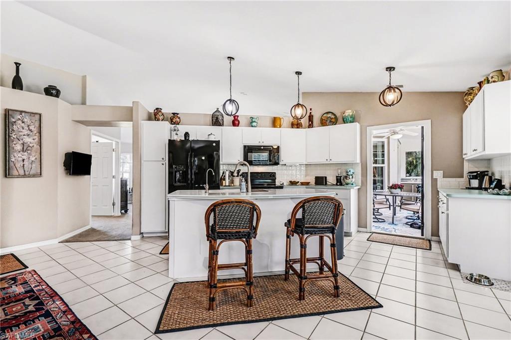 MIRROR LAKE ESTATES - Residential