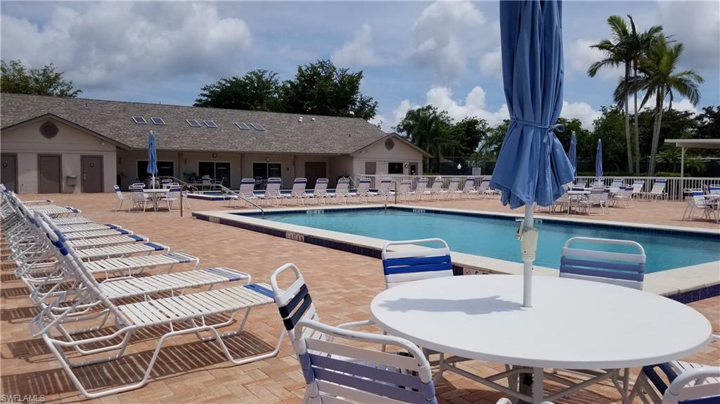 GOLFVIEW GOLF & RACQUET CLUB - Residential