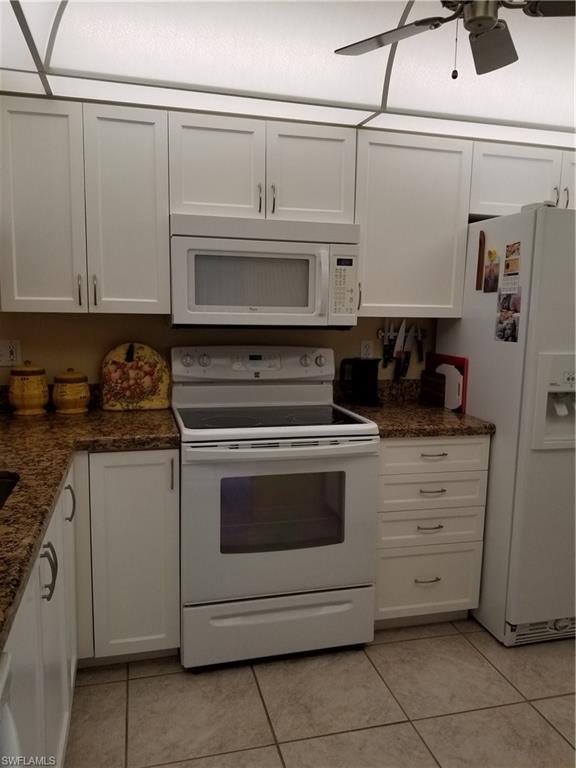 GOLFVIEW GOLF & RACQUET CLUB - Residential