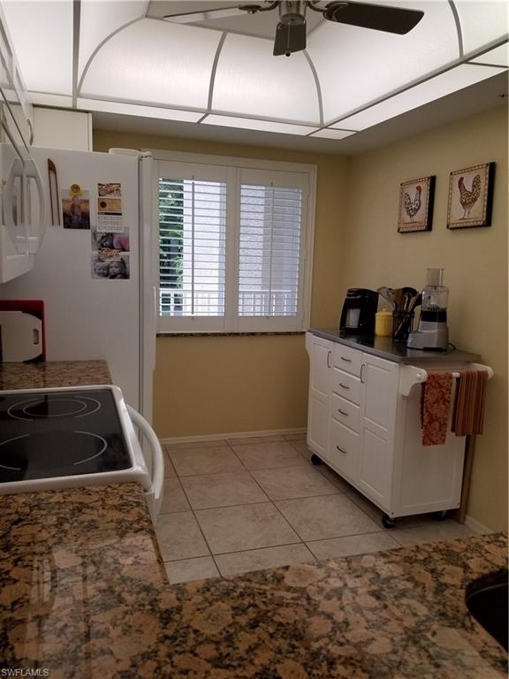 GOLFVIEW GOLF & RACQUET CLUB - Residential