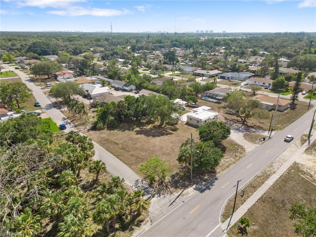 BONITA SPRINGS - Land