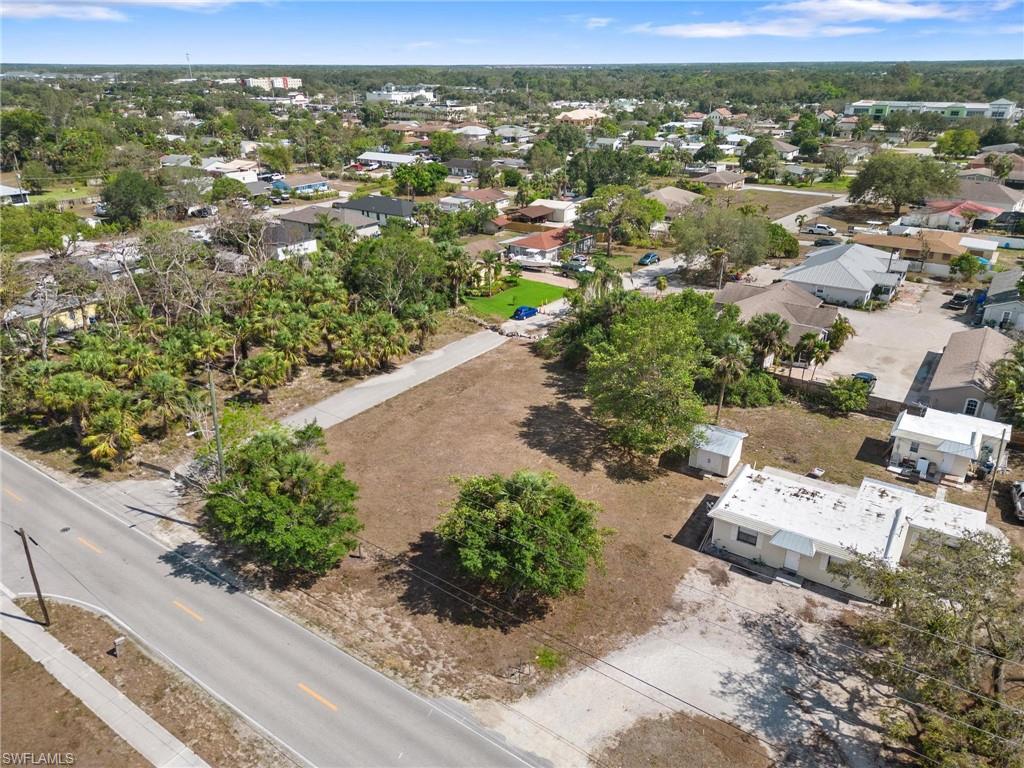 BONITA SPRINGS - Land