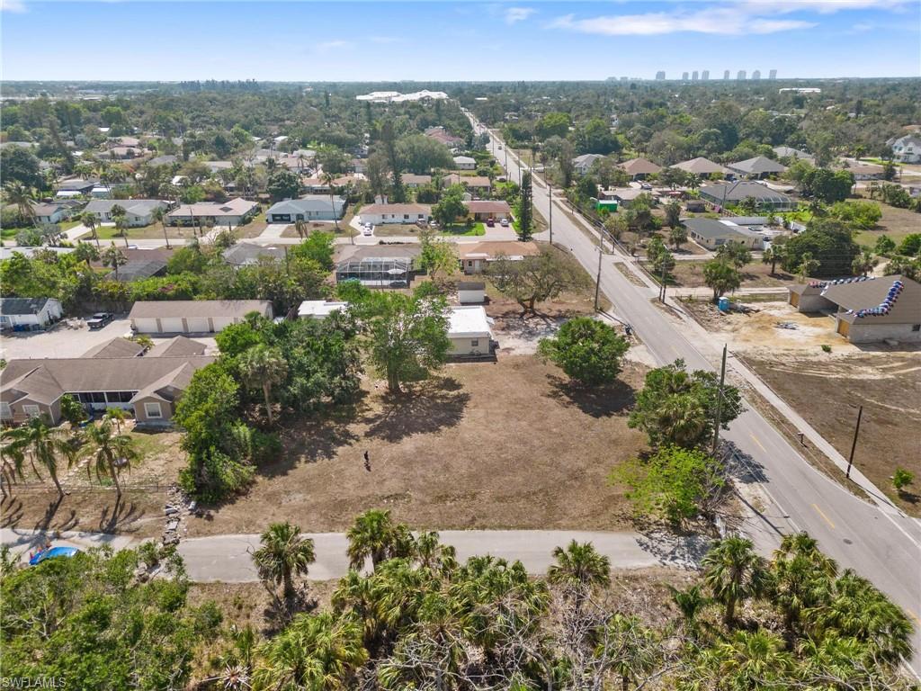 BONITA SPRINGS - Land