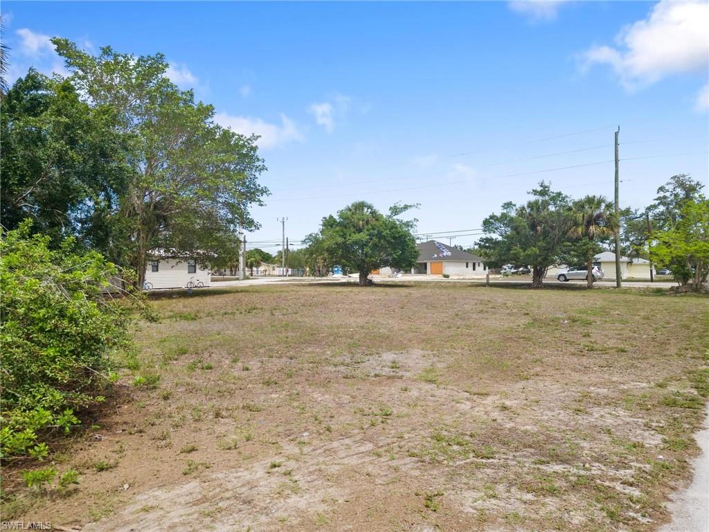 BONITA SPRINGS - Land