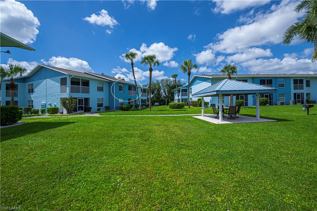 ROYAL HAWAIIAN CLUB - Residential