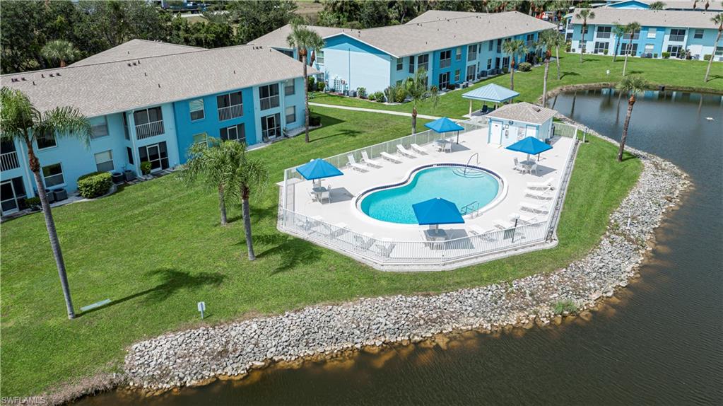 ROYAL HAWAIIAN CLUB - Residential