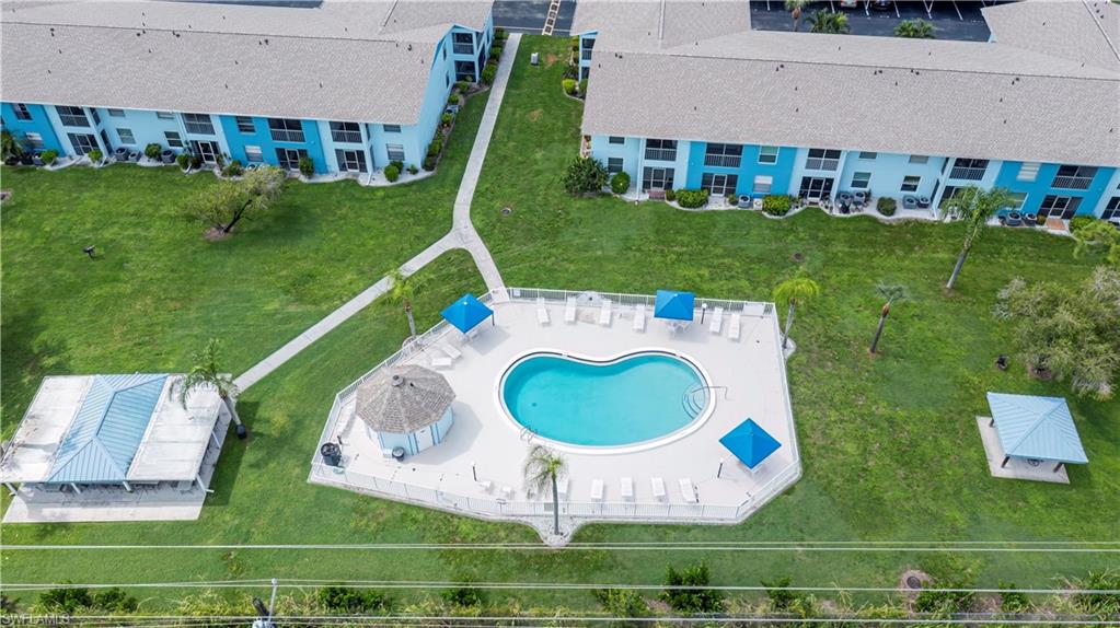 ROYAL HAWAIIAN CLUB - Residential