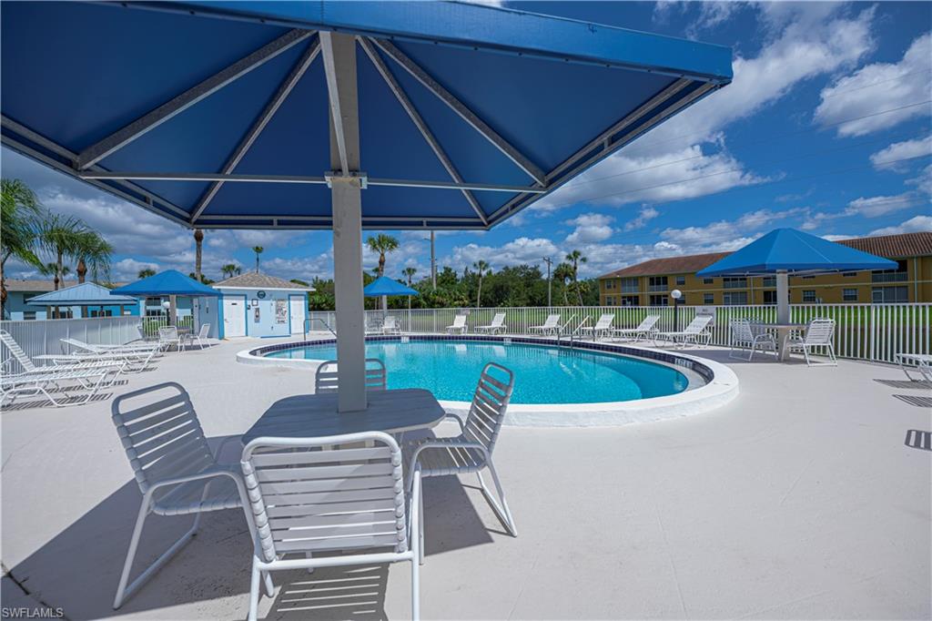 ROYAL HAWAIIAN CLUB - Residential