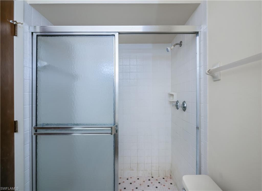 ROYAL HAWAIIAN CLUB - Residential