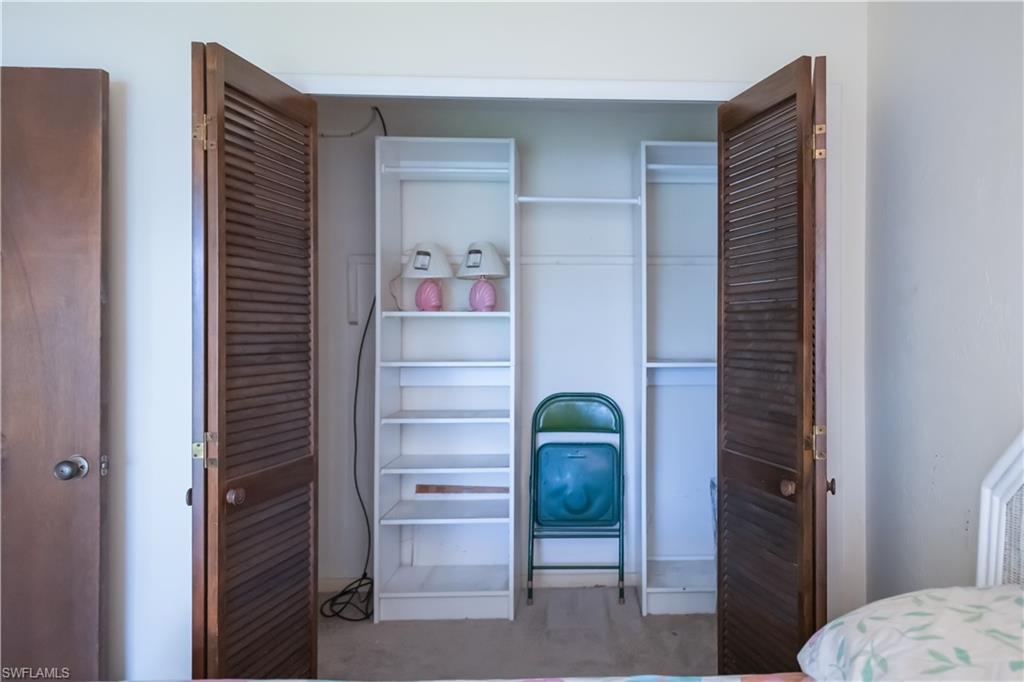 ROYAL HAWAIIAN CLUB - Residential