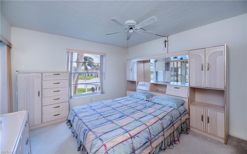 ROYAL HAWAIIAN CLUB - Residential