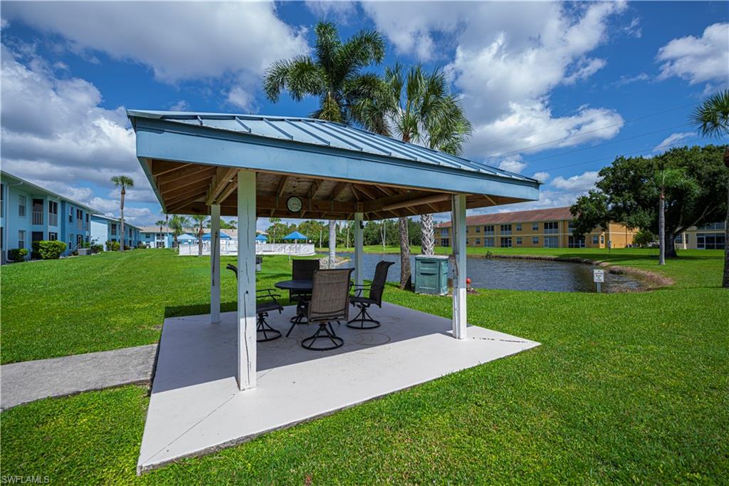 ROYAL HAWAIIAN CLUB - Residential