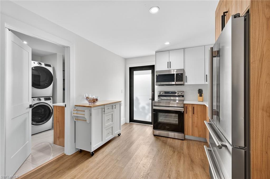 METES AND BOUNDS - Residential