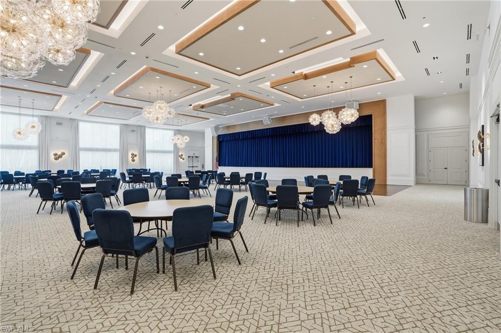 VALENCIA TRAILS - Residential