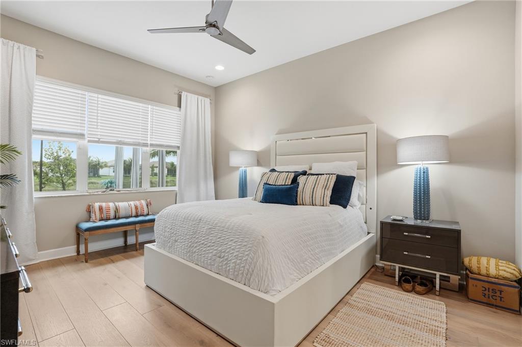 VALENCIA TRAILS - Residential