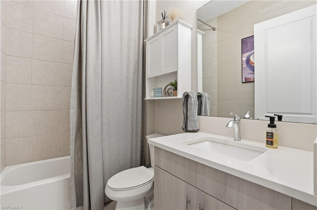 VALENCIA TRAILS - Residential